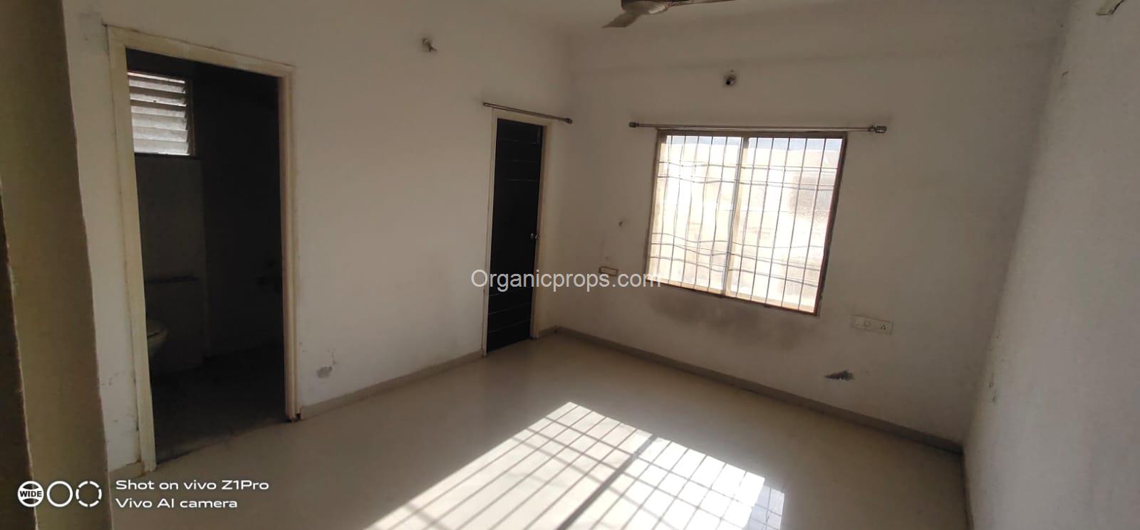 2 BHK FLAT ON SALE